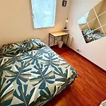 Bright With Terrace In Διαμέρισμα Ναντ