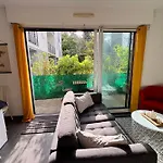 Bright With Terrace In * Ναντ